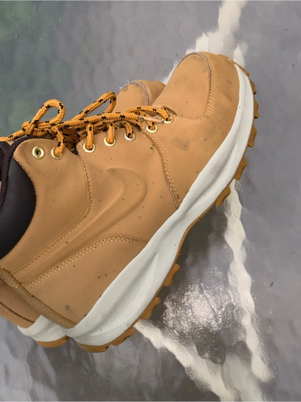 Nike Manoa Men's Leather Hiking Boot Haystack Shoes 7.5 US